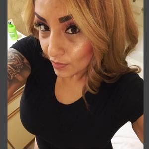 Meet your Posher, Elena